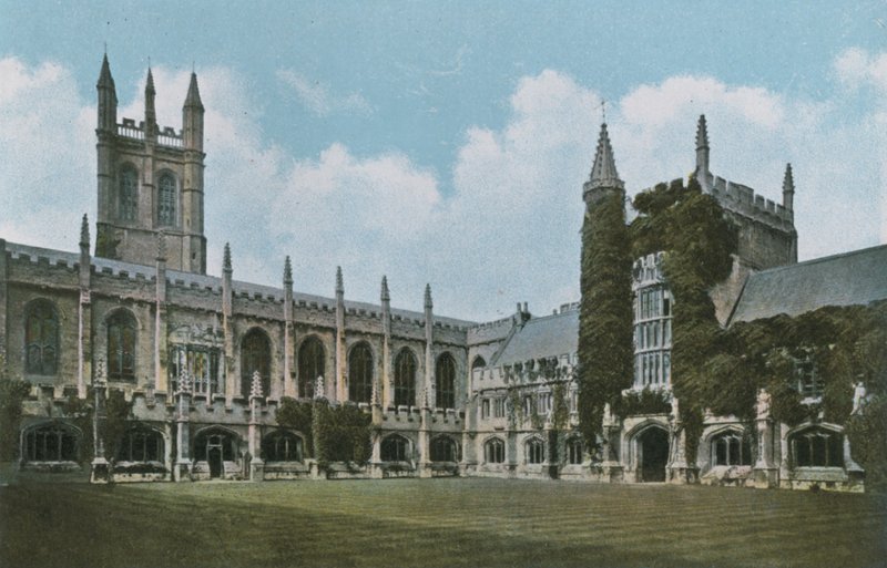 Magdalen Cloisters and Founders Tower av English Photographer
