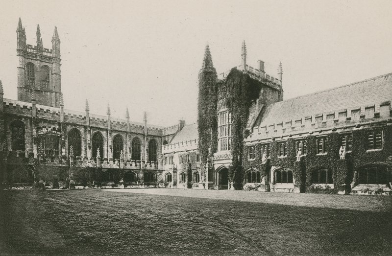 Magdalen College Cloister and Tower, Oxford av English Photographer