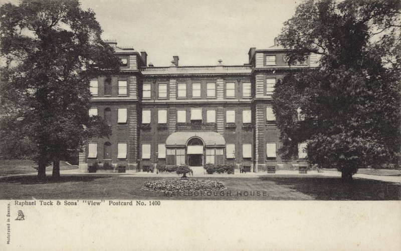 Marlborough House av English Photographer