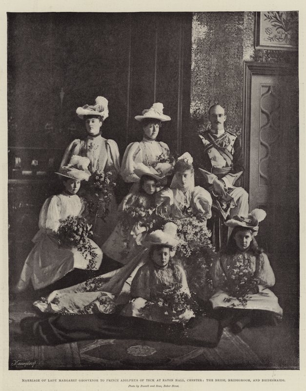 Ekteskap av Lady Margaret Grosvenor med prins Adolphus av Teck i Eaton Hall, Chester, bruden, brudgommen og brudepikene av English Photographer
