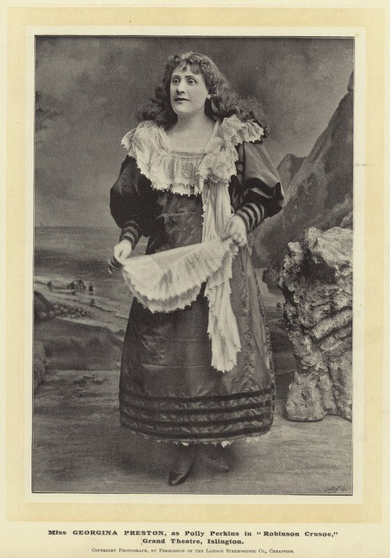 Frøken Georgina Preston, som Polly Perkins i Robinson Crusoe, Grand Theatre, Islington av English Photographer