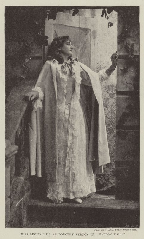 Miss Lucile Hill som Dorothy Vernon i Haddon Hall av English Photographer