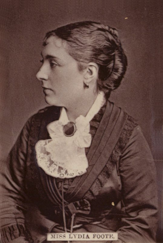 Frøken Lydia Foote av English Photographer