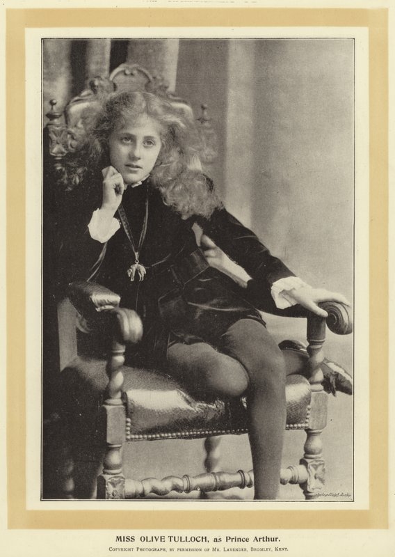 Miss Olive Tulloch, som prins Arthur av English Photographer
