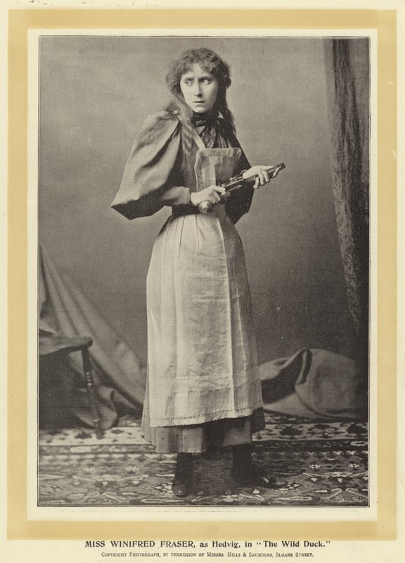Frøken Winifred Fraser, som Hedvig, i Vildanden av English Photographer