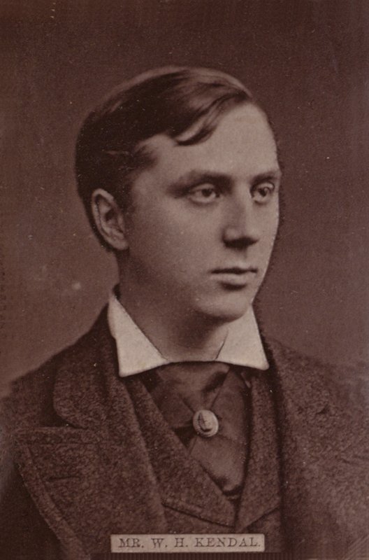 Mr. W. H. Kendal av English Photographer