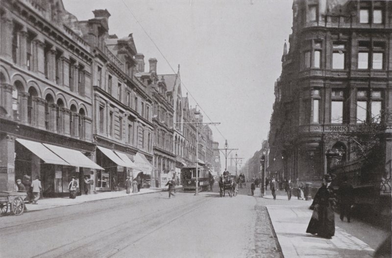Newcastle, Grainger Street, West (s/hvitt bilde) av English Photographer