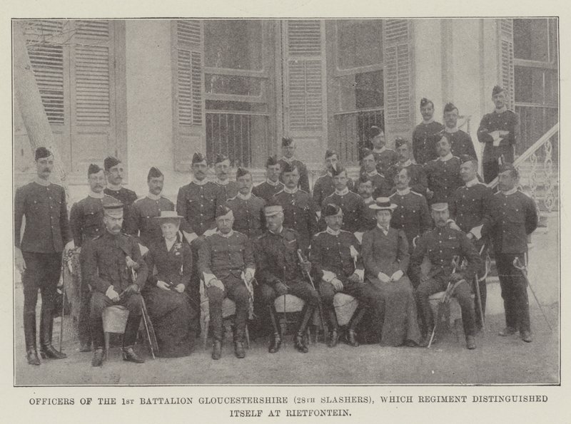 Offiserer fra 1st Battalion Gloucestershire (28th Slashers), som regiment utmerket seg ved Rietfontein av English Photographer