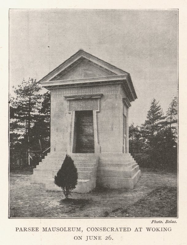 Parsee Mausoleum, innviet i Woking 26. juni av English Photographer