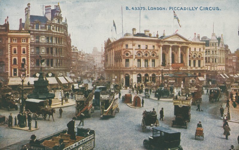 Piccadilly Circus, London av English Photographer