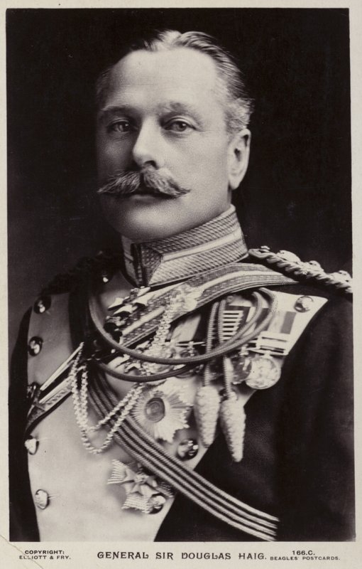 Portrett av general Sir Douglas Haig av English Photographer