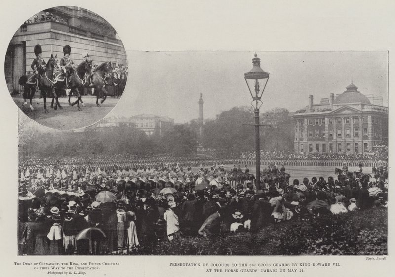 Presentasjon av farger til den tredje skotske garde av kong Edward VII på Horse Guards Parade 24. mai av English Photographer