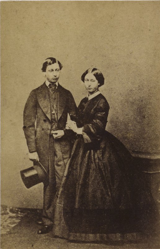 Prins av Wales og prinsesse Alice (sepia-bilde) av English Photographer