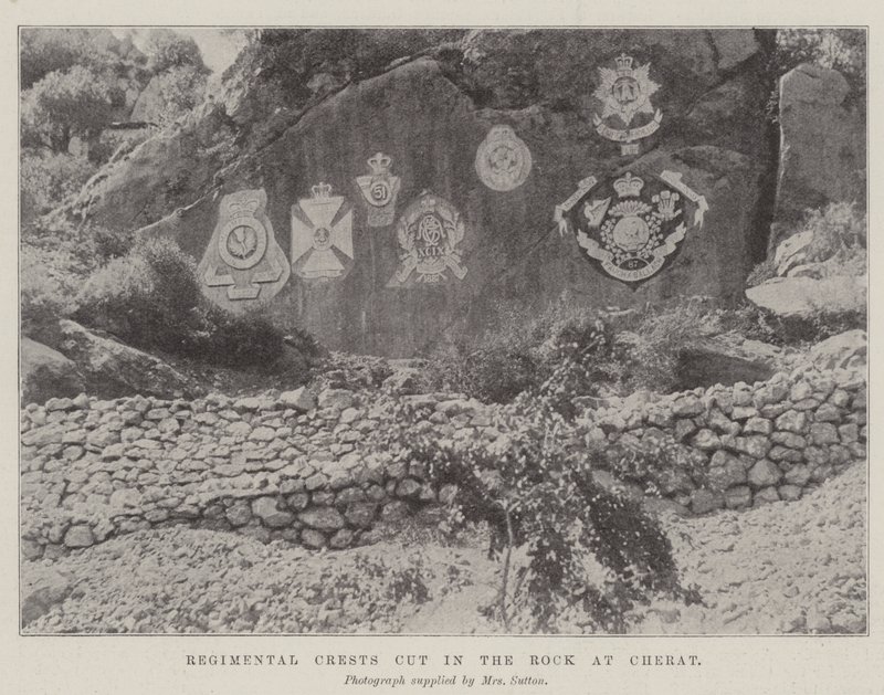 Regimental Crests kuttet i klippen ved Cherat av English Photographer