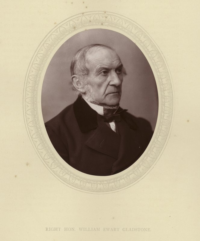 Høyre Hon. William Ewart Gladstone av English Photographer