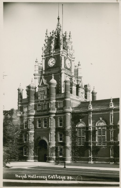 Royal Holloway College, London av English Photographer