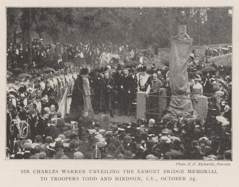 Sir Charles Warren avduker Eamont Bridge Memorial til Troopers Tood og Hindson, Imperial Yeomanry, 24. oktober av English Photographer
