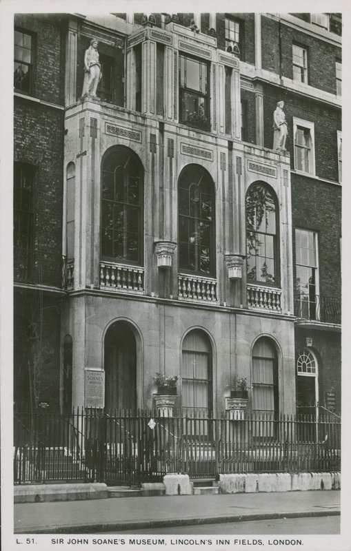 Sir John Soanes Museum, Lincolns Inn Fields, London av English Photographer