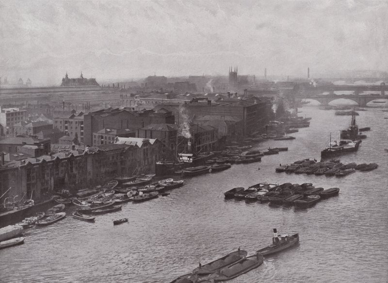 South Bank of Themsen, fra Tower Bridge av English Photographer