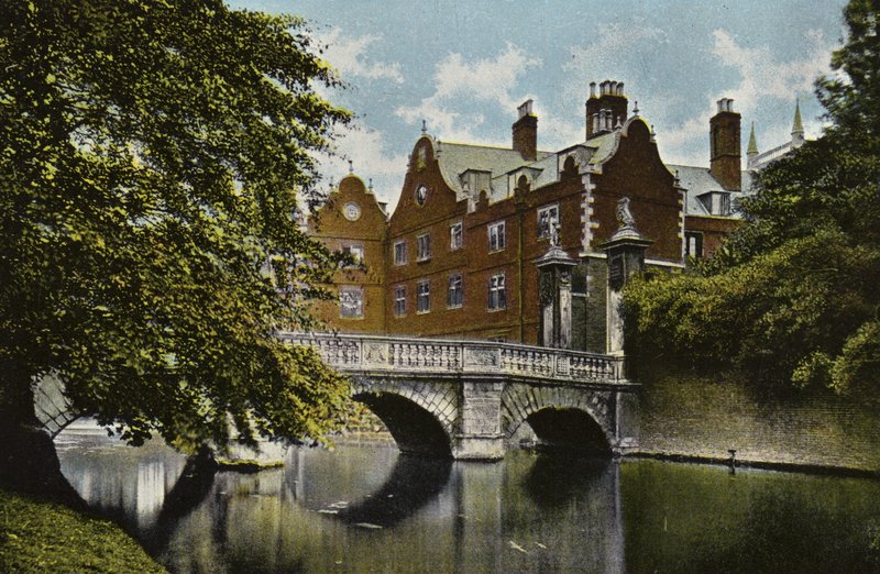 St. Johns College. Kjøkkenbro av English Photographer