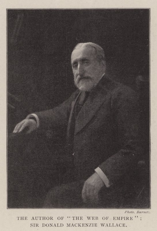 Forfatteren av The Web of Empire, Sir Donald Mackenzie Wallace av English Photographer