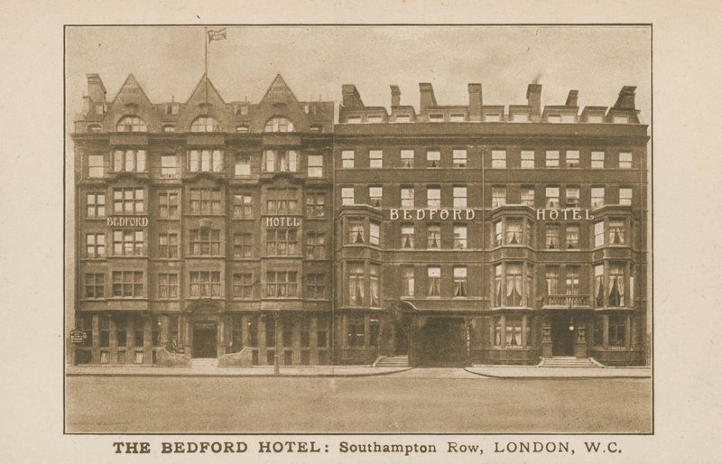 The Bedford Hotel, Southampton Row, London av English Photographer