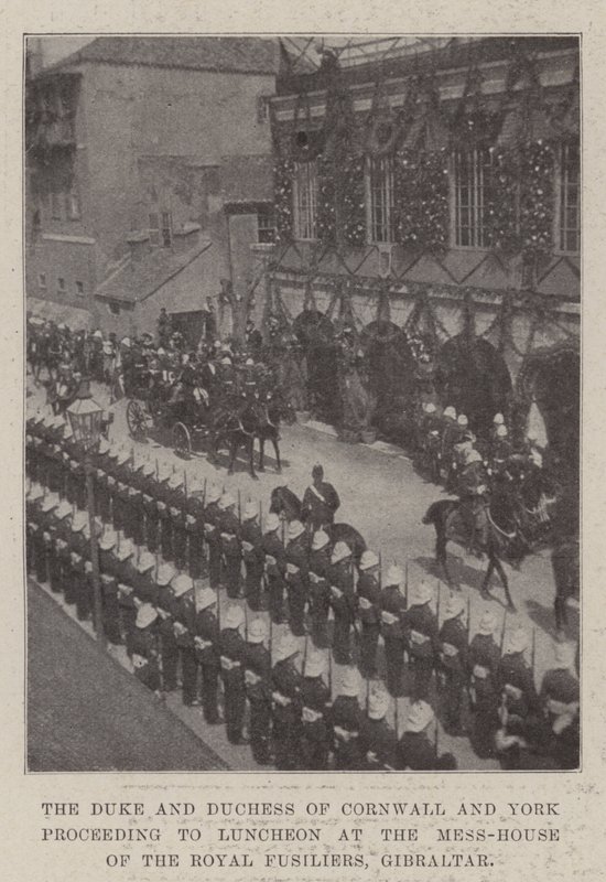 Hertugen og hertuginnen av Cornwall og York fortsetter til lunsj i Mess-House of the Royal Fusiliers, Gibraltar av English Photographer
