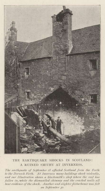 Jordskjelvsjokkene i Skottland, en ødelagt smedje i Inverness av English Photographer