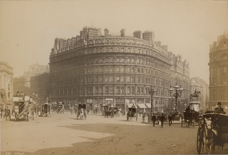 Grand Hotel på Trafalgar Square av English Photographer