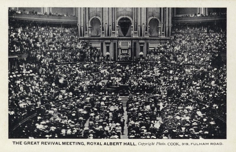 The Great Revival Meeting, Royal Albert Hall, London av English Photographer