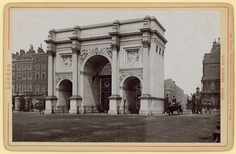 The Marble Arch, Hyde Park Corner, London av English Photographer
