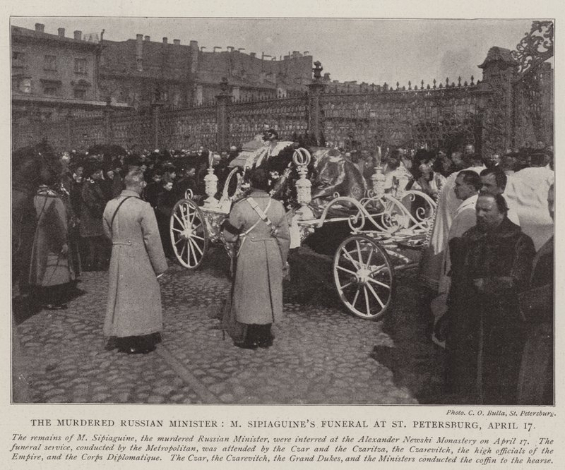 Den myrdede russiske ministeren, M Sipiaguines begravelse i St. Petersburg, 17. april av English Photographer