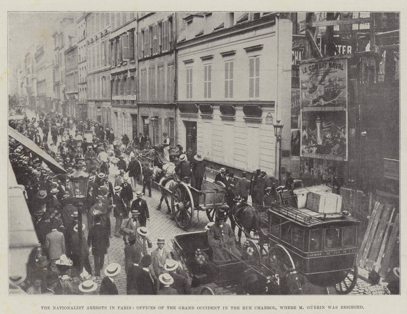 De nasjonalistiske arrestasjonene i Paris, kontorene til Grand Occident i Rue Chabrol, hvor M Guerin ble beleiret av English Photographer