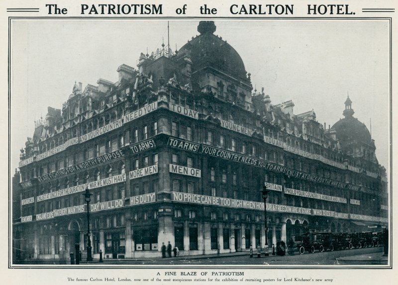 Patriotismen til Carlton Hotel av English Photographer
