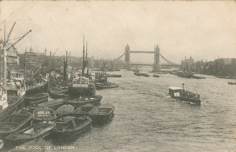 The Pool of London av English Photographer