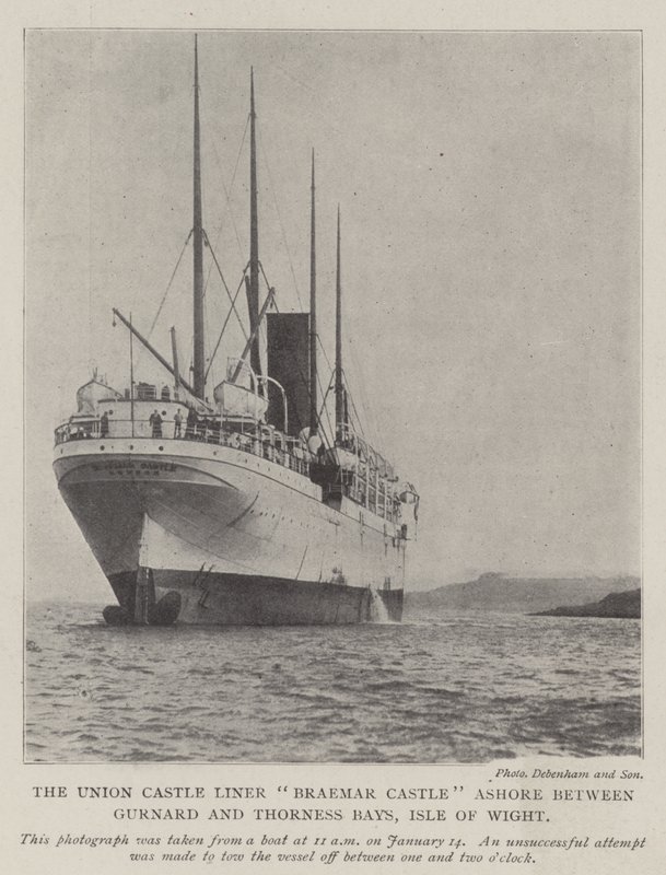 Union Castle Liner Braemar Castle i land mellom Gurnard og Thorness Bays, Isle of Wight av English Photographer