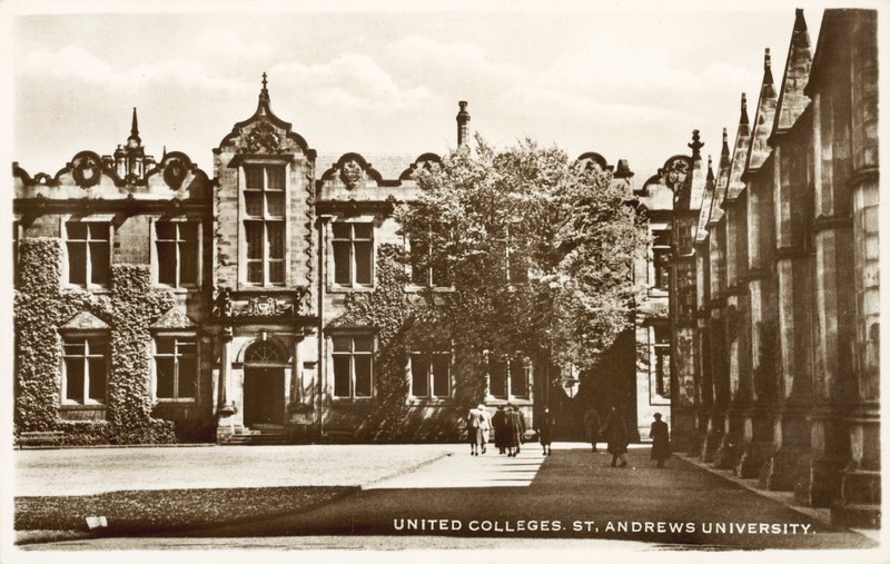 United Colleges, St Andrews University, Skottland (s/hvitt-bilde) av English Photographer