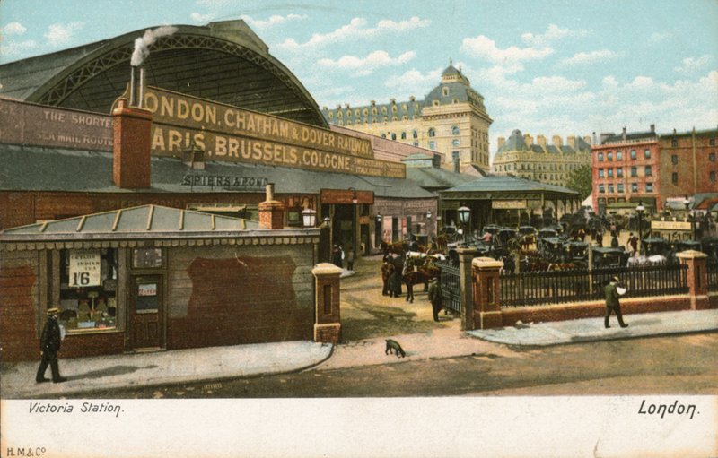 Victoria Station, London av English Photographer