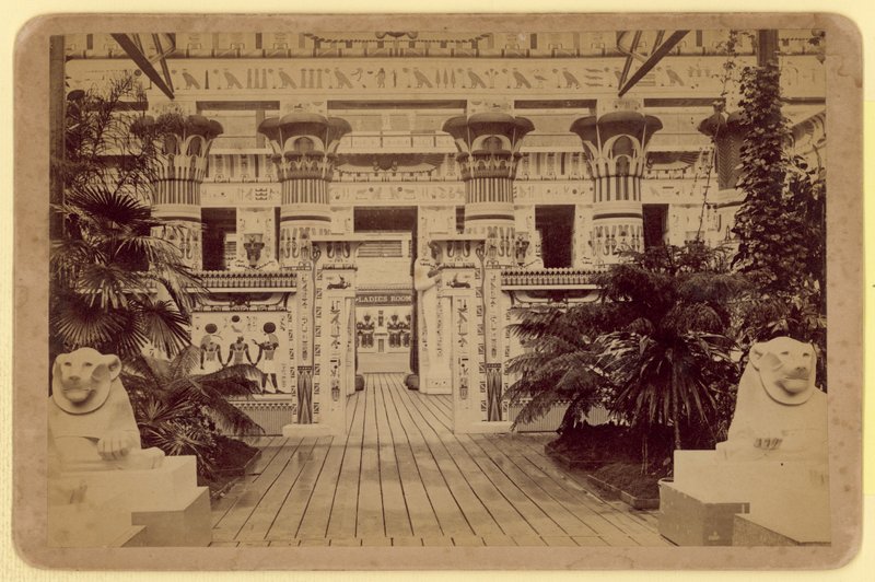 Utsikt mot den egyptiske domstolen, Crystal Palace av English Photographer