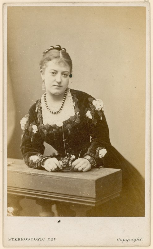 W L Weston av English Photographer
