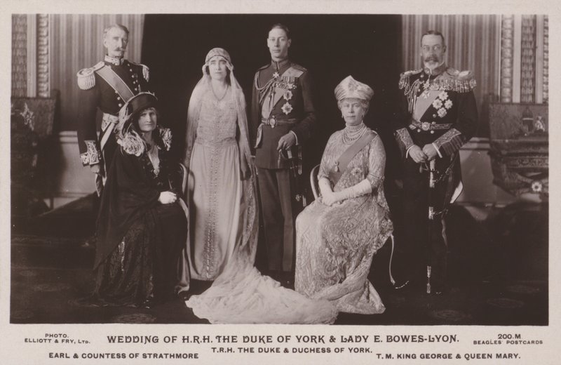 Bryllup av HKH hertugen av York og Lady E Bowes-Lyon av English Photographer