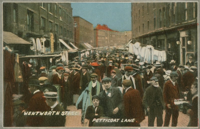 Wentworth Street, Petticoat Lane, London av English Photographer