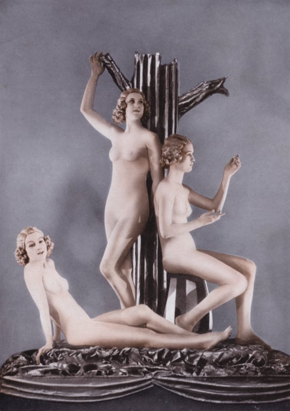 Windmill Theatre, Piccadilly Circus: Revudeville No 65, Desden China (bilde) av English Photographer