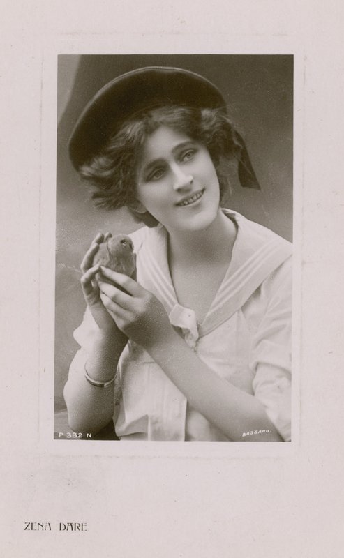 Zena Dare av English Photographer
