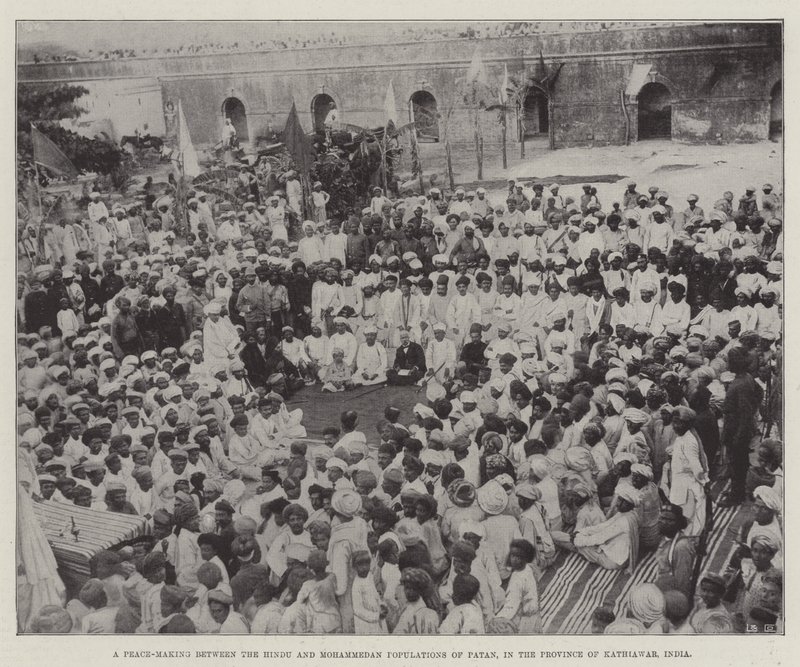 En fredsskaping mellom den hinduistiske og muhammedanske befolkningen i Patan, i provinsen Kathiawar, India (gravering) av English School