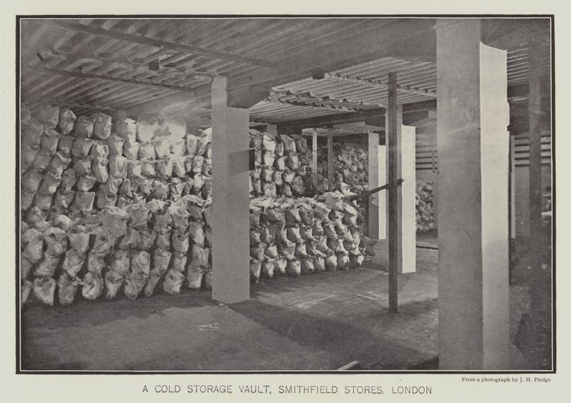 Et kjølelagerhvelv, Smithfield Stores, London (s/h-bilde) av English School
