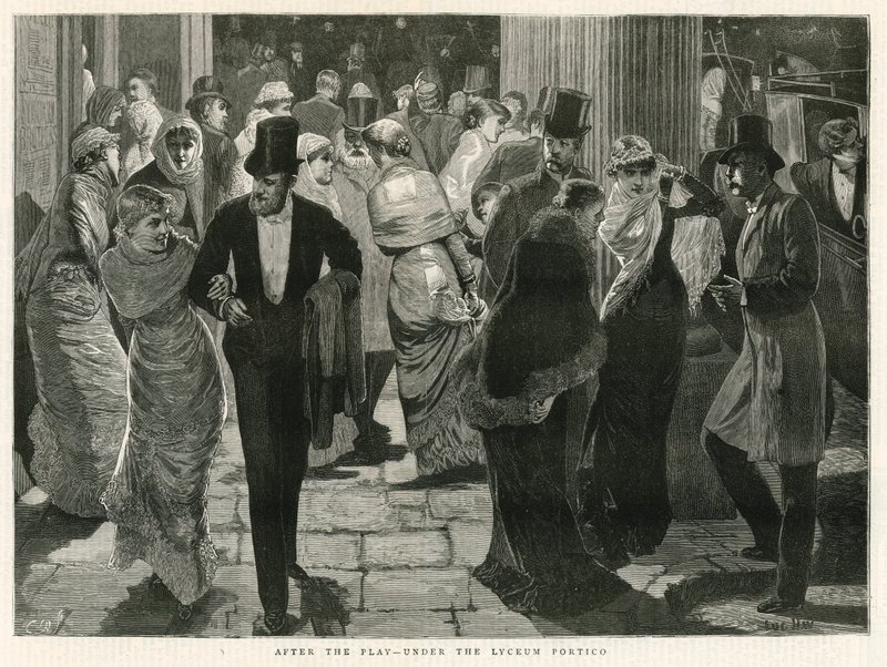 Etter stykket - under Lyceum Portico av English School