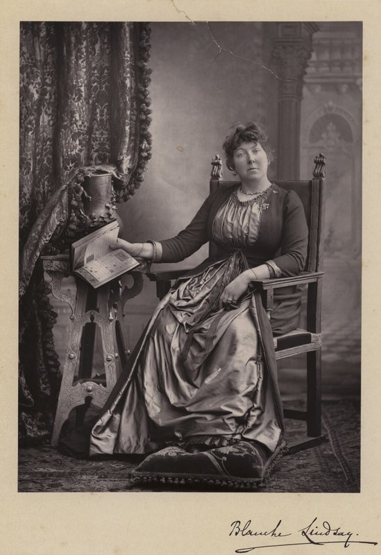 Blanche Lindsay, engelsk kunstner og poet av English School