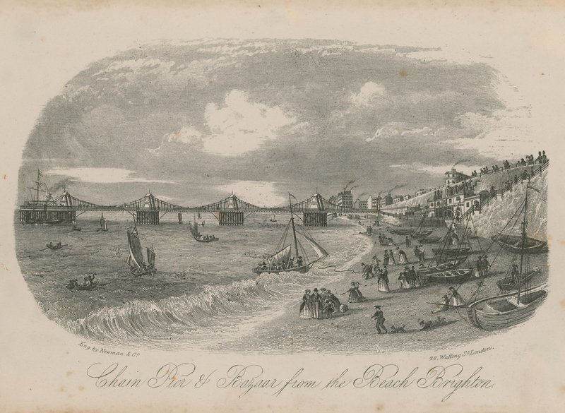 Chain Pier and Bazaar fra stranden i Brighton av English School