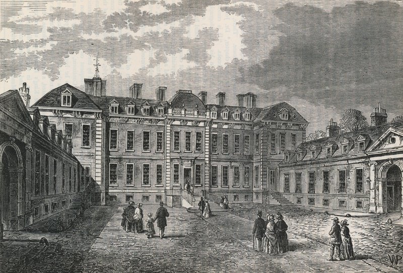 Gårdsplassen til Montagu House av English School
